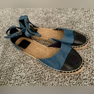 TORY BURCH Size 9 Denim Navy Cap Toe Espadrille Sandals NWOT